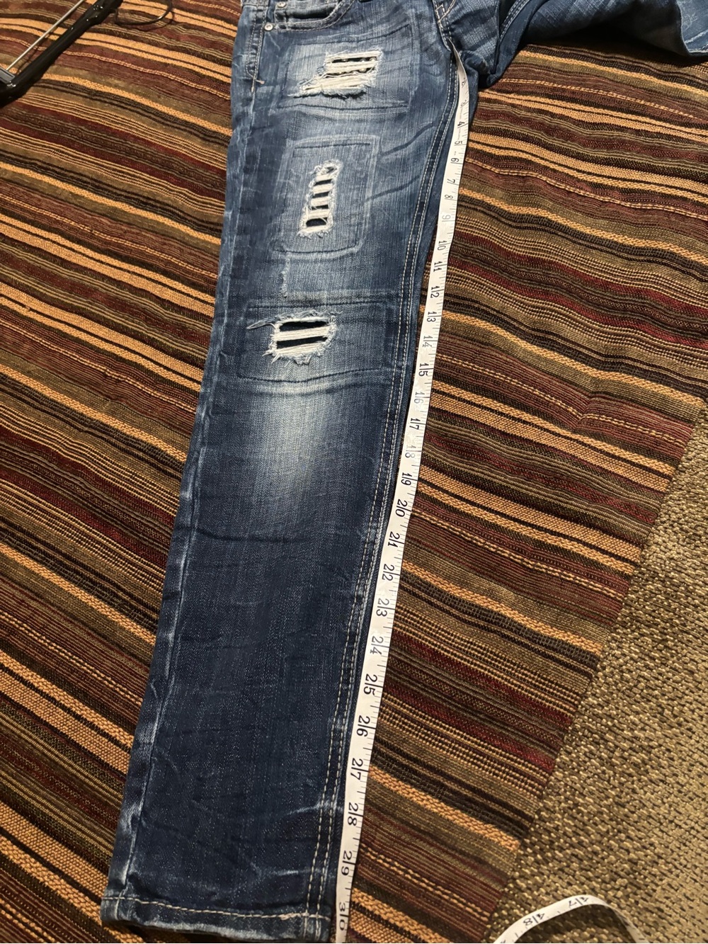 Express women’s skinny studded Jeans size 4. Low cut. Very good used condition. - Picture 7 of 11